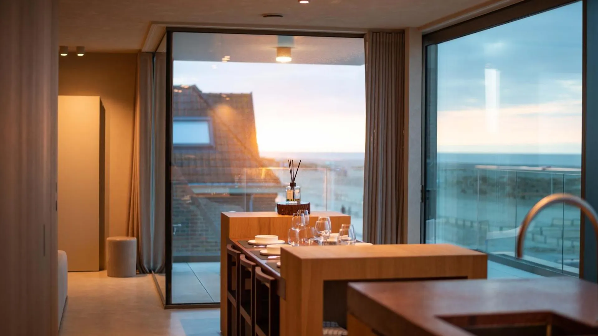 Beach House Stellar Bruges Apartment